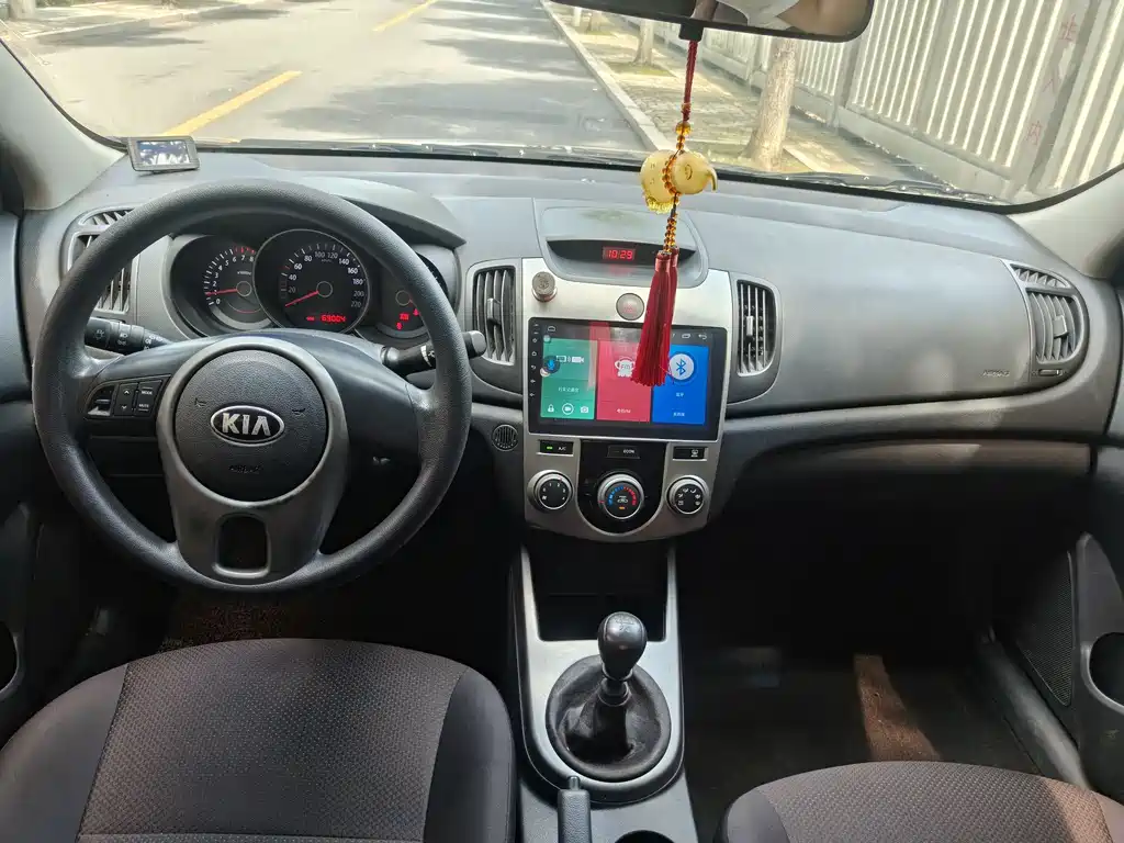 Kia Forte 2013 — фото 6