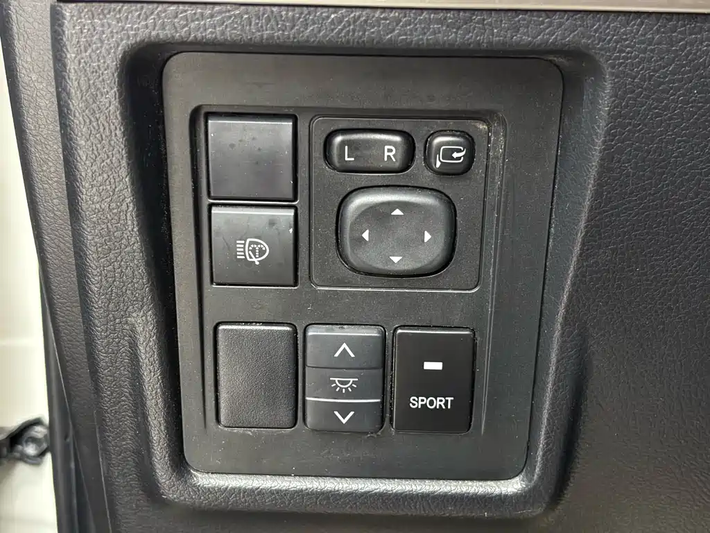 Toyota Prado 2019 — фото 18