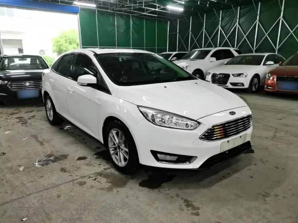Ford Focus 2017 — фото 4
