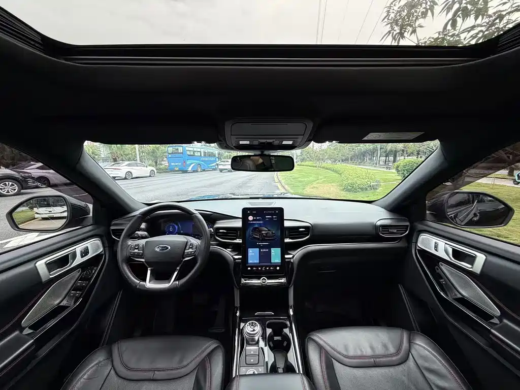 Ford Explorer 2021 — фото 12