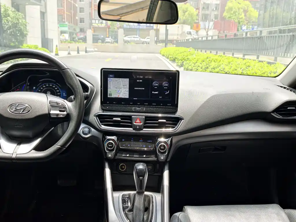 Hyundai Fista 2021 — фото 17