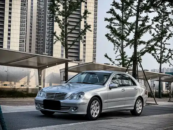 Mercedes-Benz C-Class 2006