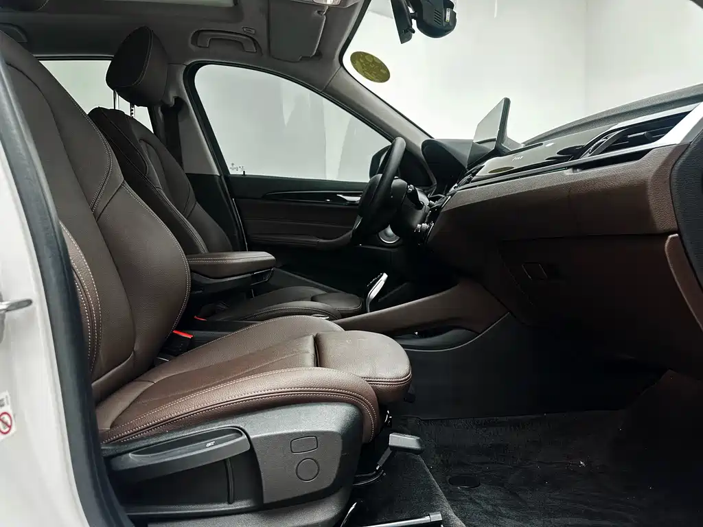 BMW X1 2022 — фото 23
