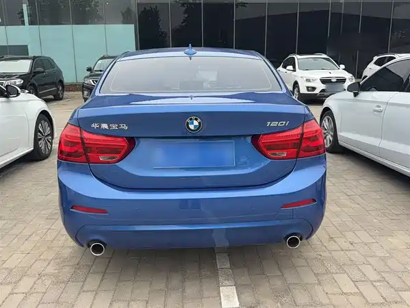 BMW 1 Series 2020