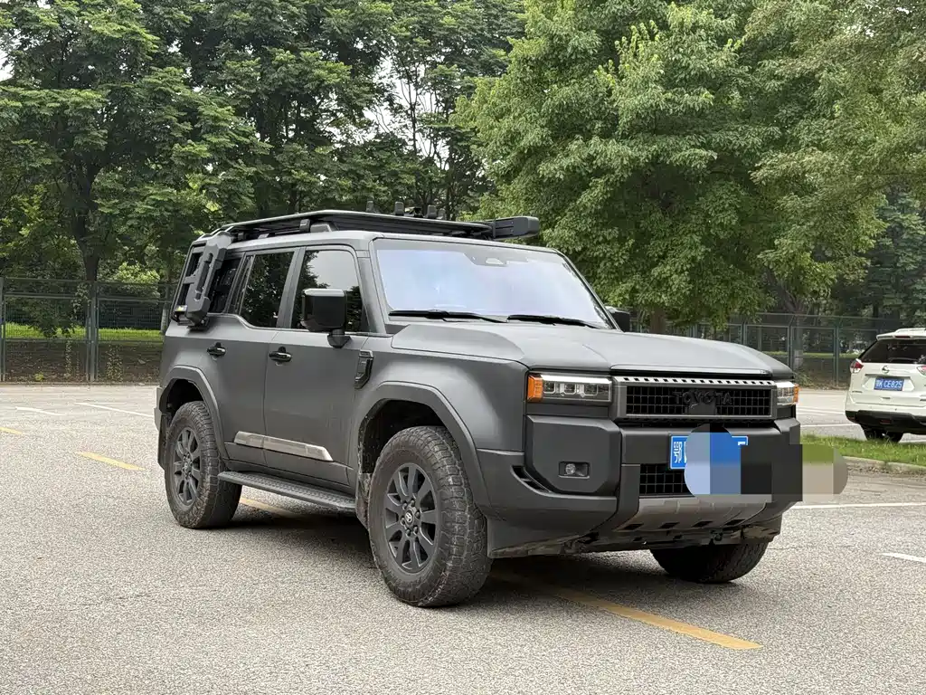 Toyota Prado 2024
