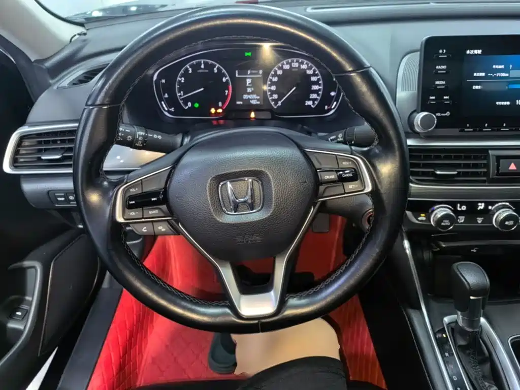 Honda Accord 2021 — фото 11