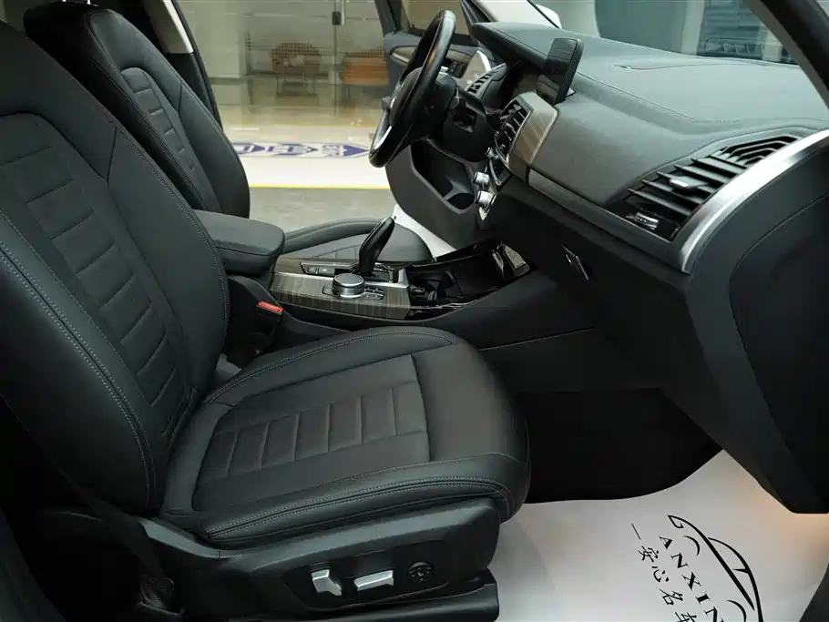 BMW X3 2020 — фото 10