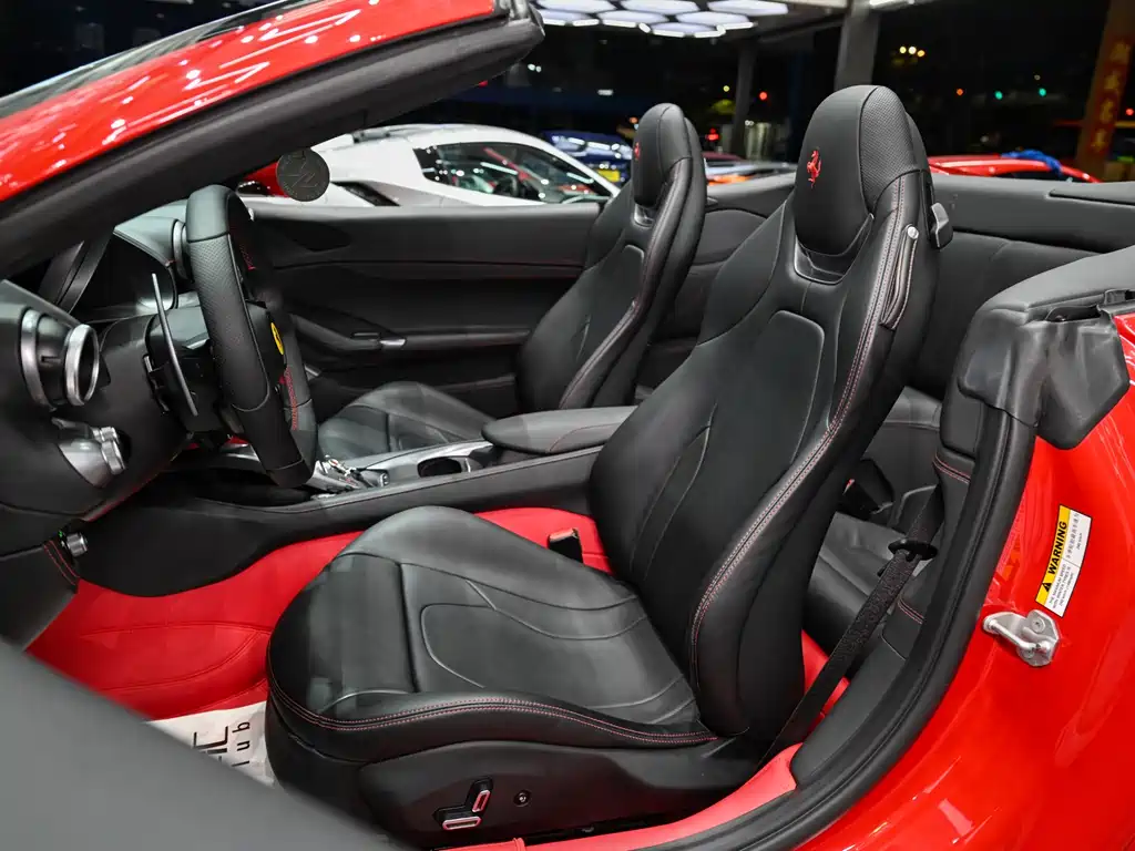 Ferrari Portofino 2019 — фото 11