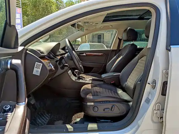 Volkswagen Magotan 2015
