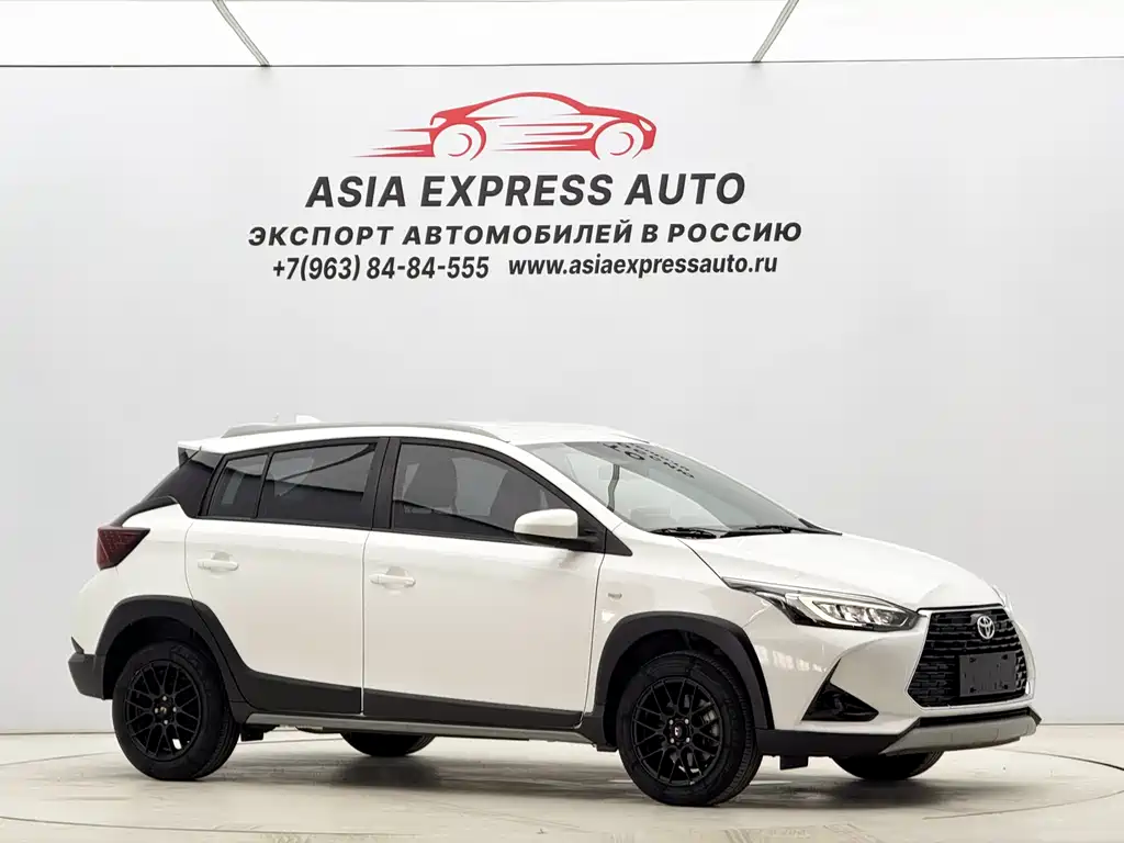 Toyota Yaris L 2022 — фото 3