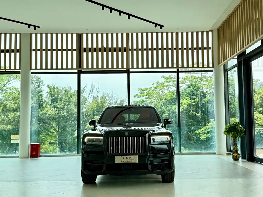 Rolls-Royce Cullinan 2022