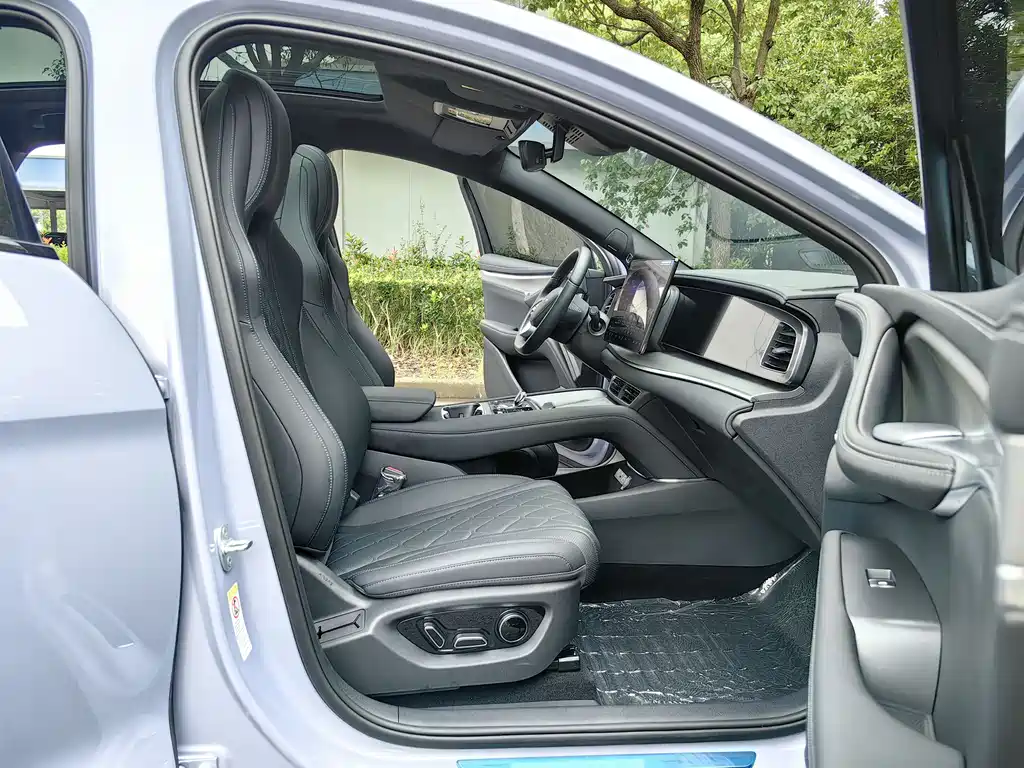 BYD Seal 07 EV 2024 — фото 10