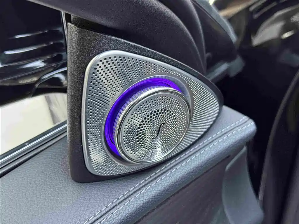 Mercedes-Benz E-Class 2020 — фото 16