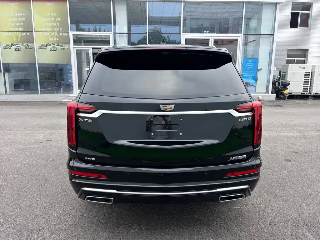 Cadillac XT6 2022 — фото 15