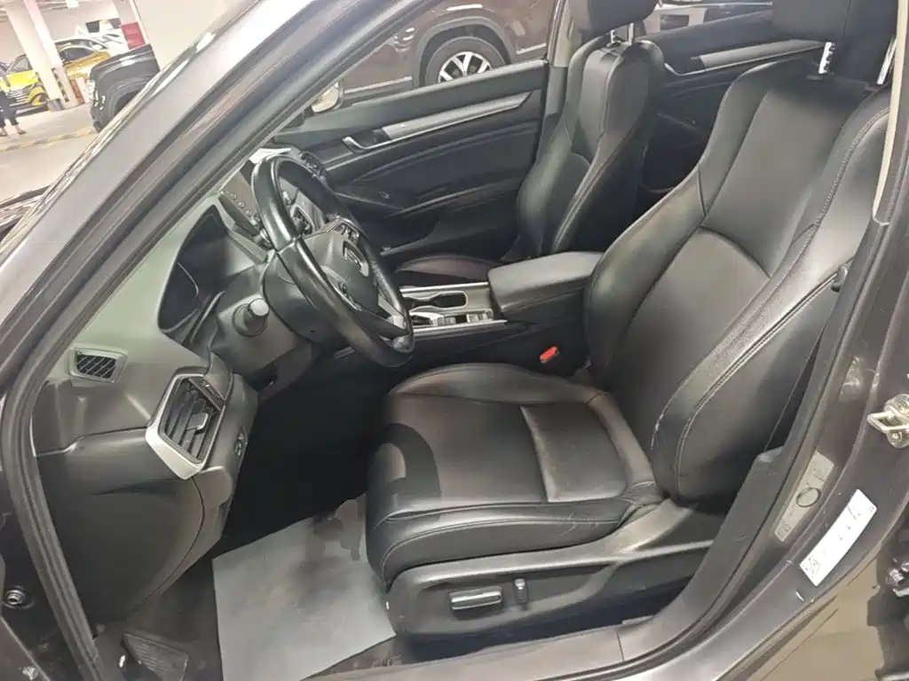 Honda Accord 2019 — фото 15