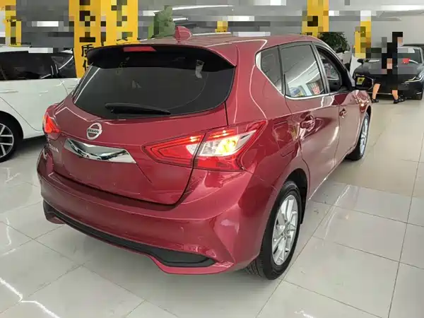 Nissan Tiida 2022
