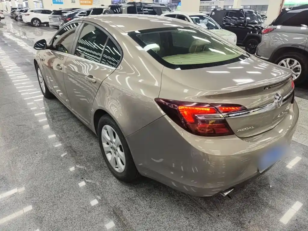 Buick Regal 2015 — фото 23