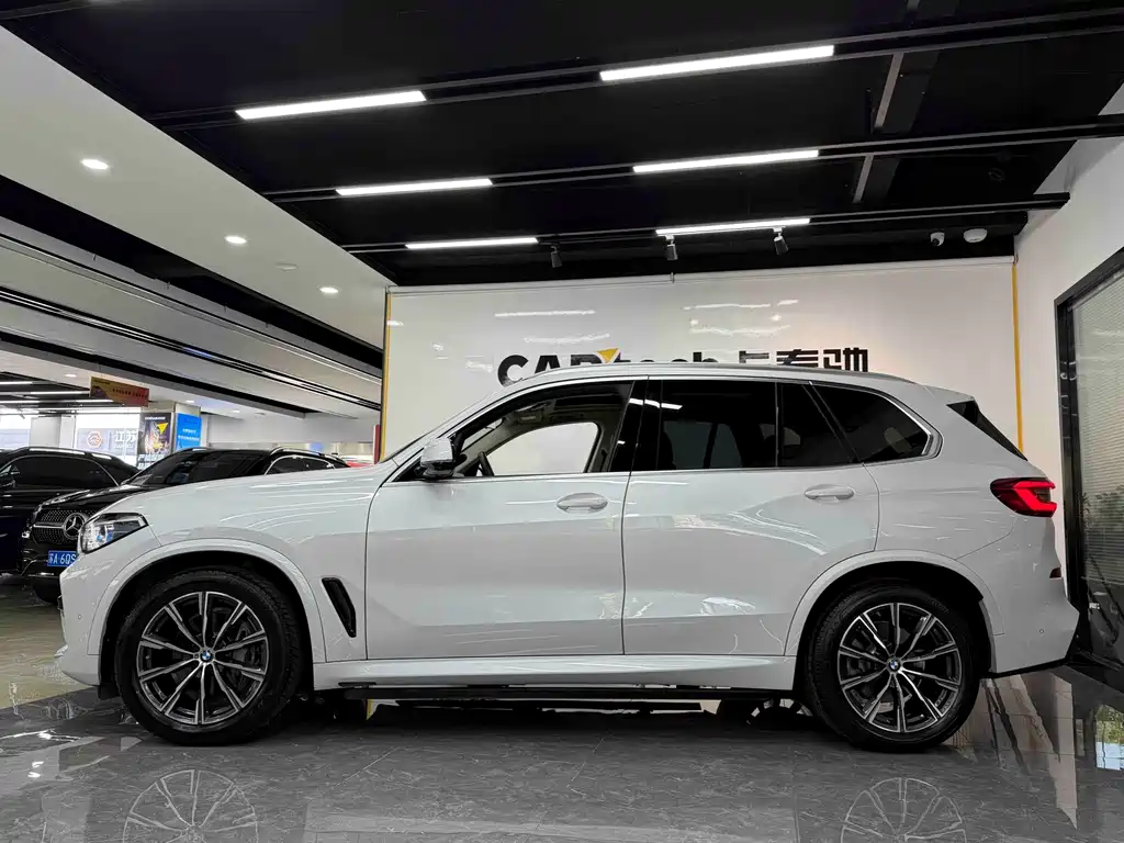 BMW X5 2019 — фото 4