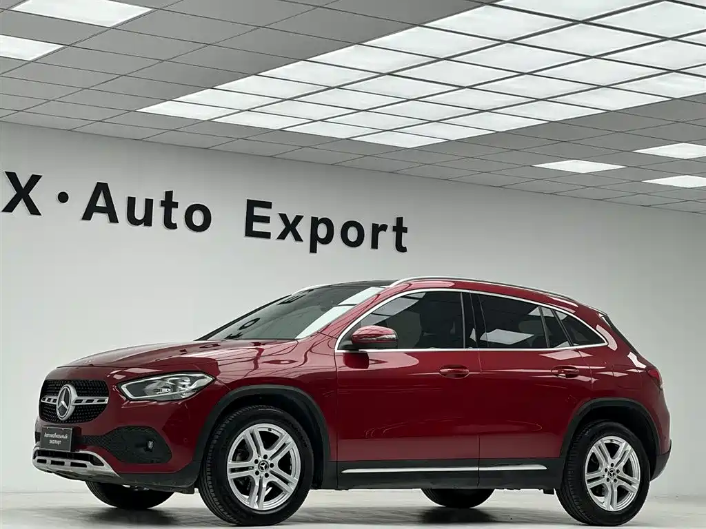 Mercedes-Benz GLA 2021
