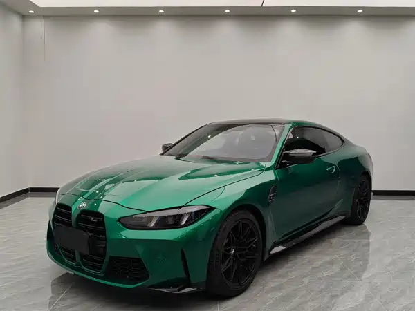 BMW M4 2025