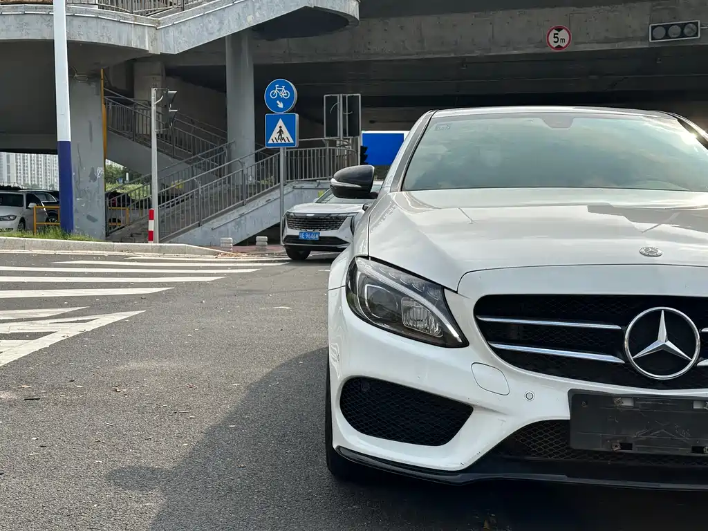 Mercedes-Benz C-Class 2018 — фото 4