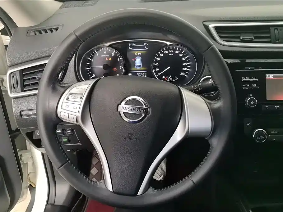 Nissan X-Trail 2015 — фото 15