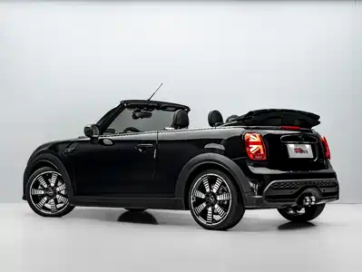 MINI MINI 2023