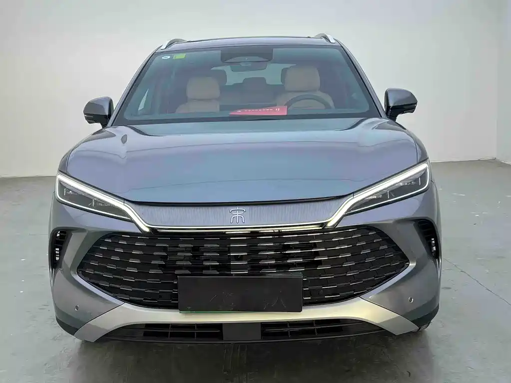 BYD L DM-i 2025 — фото 2