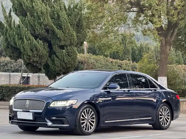 Lincoln Continental 2017