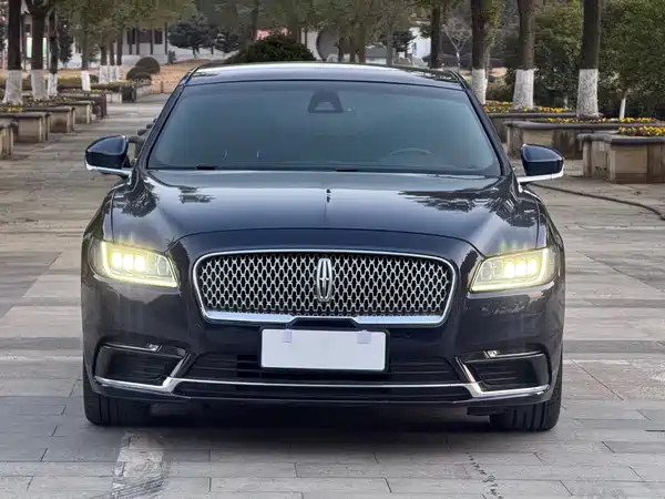 Lincoln Continental 2017