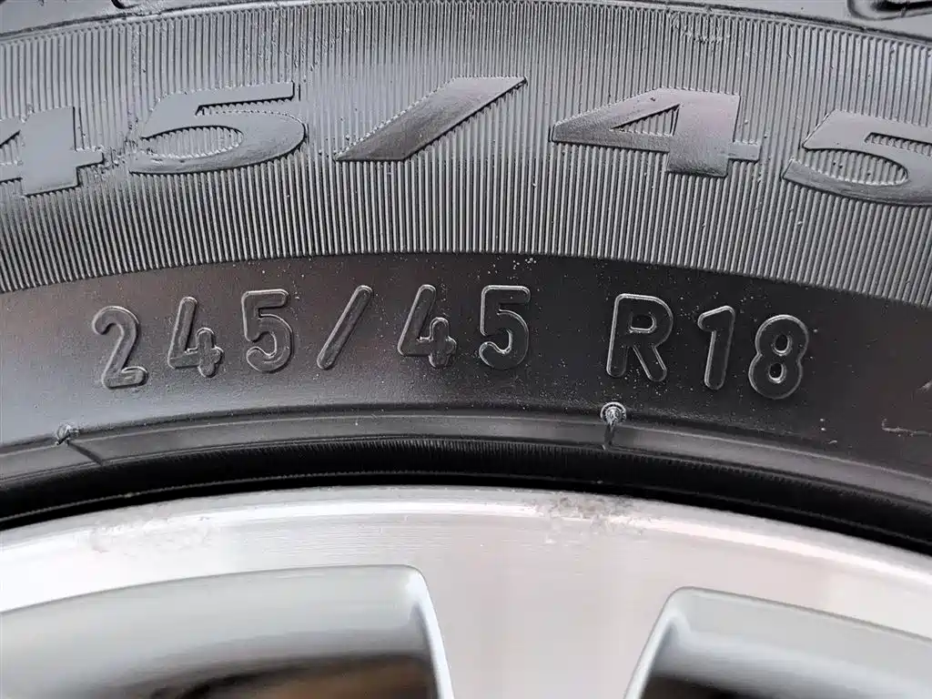 BMW 5 Series 2014 — фото 24