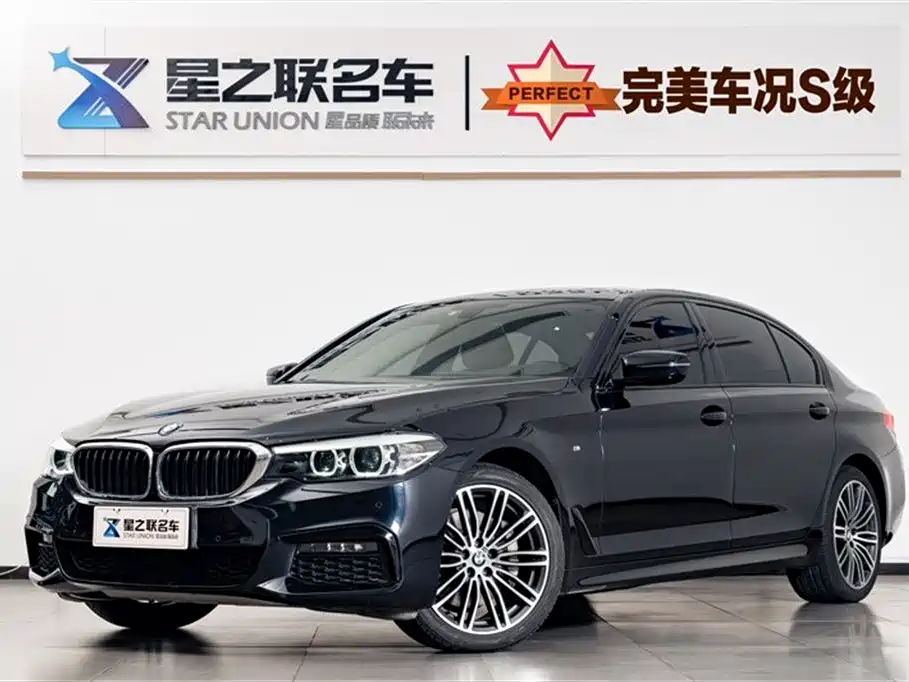 BMW 5 Series 2019 — фото 1