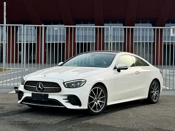 Mercedes-Benz E-Class 2023