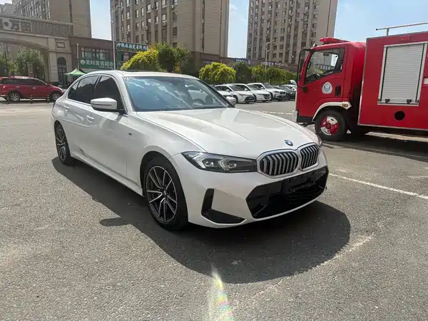 BMW 3 Series 2023