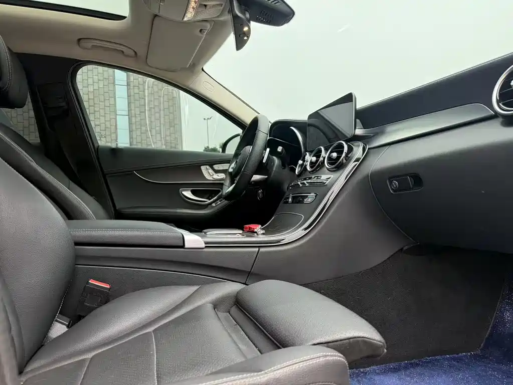 Mercedes-Benz C-Class 2021 — фото 13