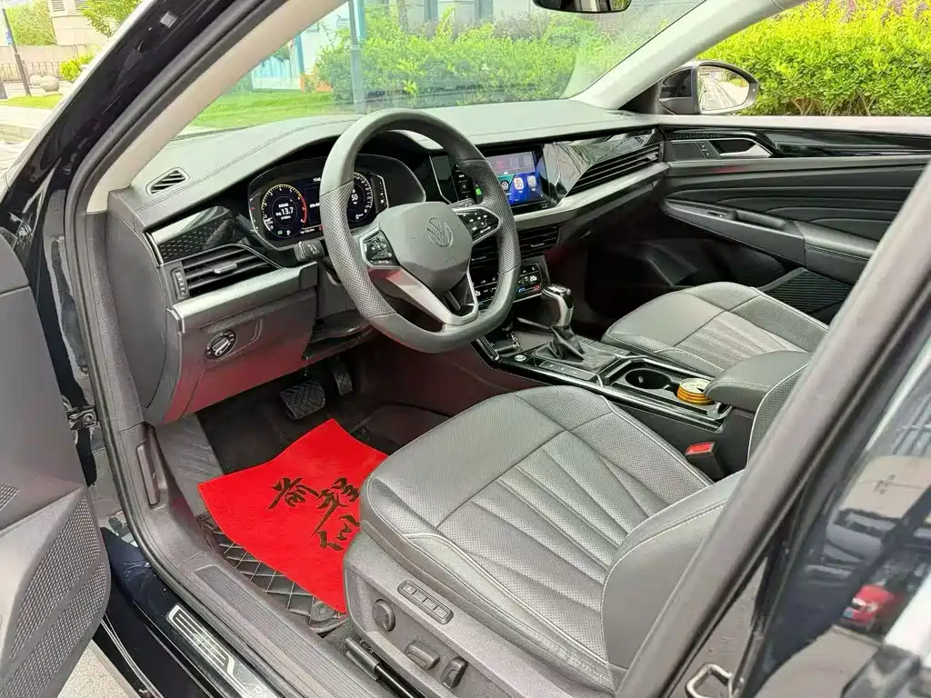 Volkswagen Passat 2024