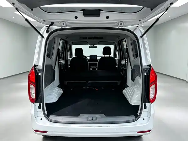 Wuling Hongguang New Energy 2025