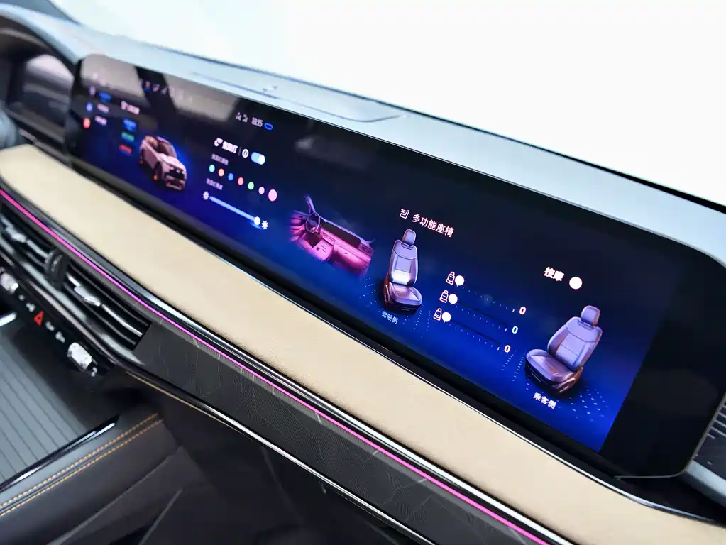 Ford Explorer 2025 — фото 15