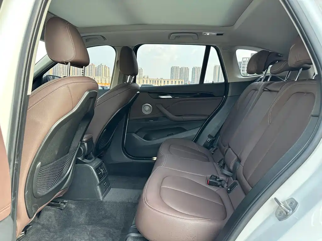 BMW X1 2022 — фото 10