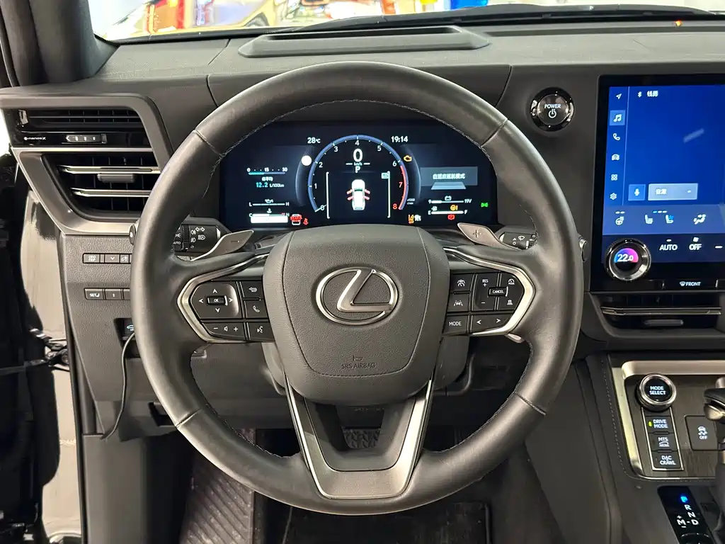 Lexus GX 2025 — фото 15
