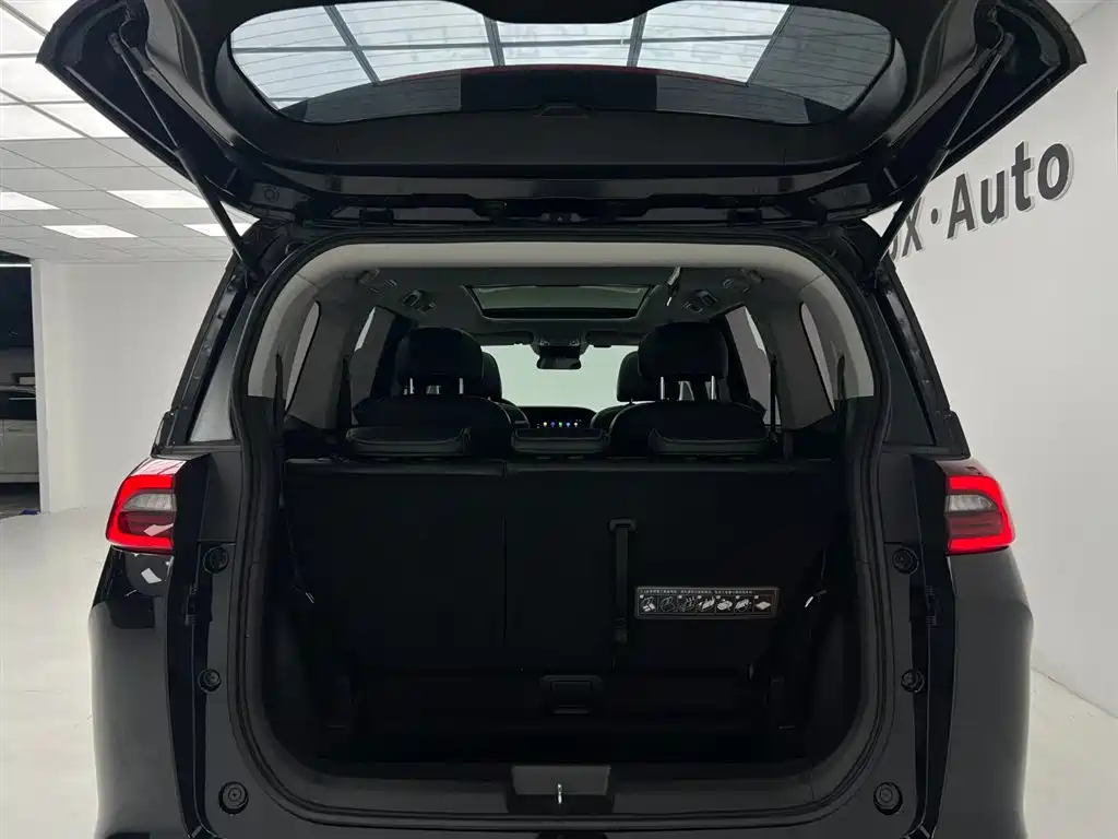GAC Motor Trumpchi M6 2022 — фото 10