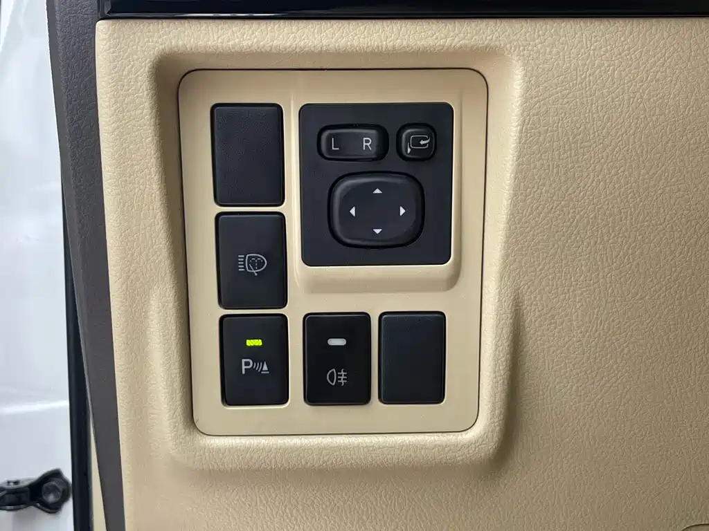 Toyota Prado 2016 — фото 14