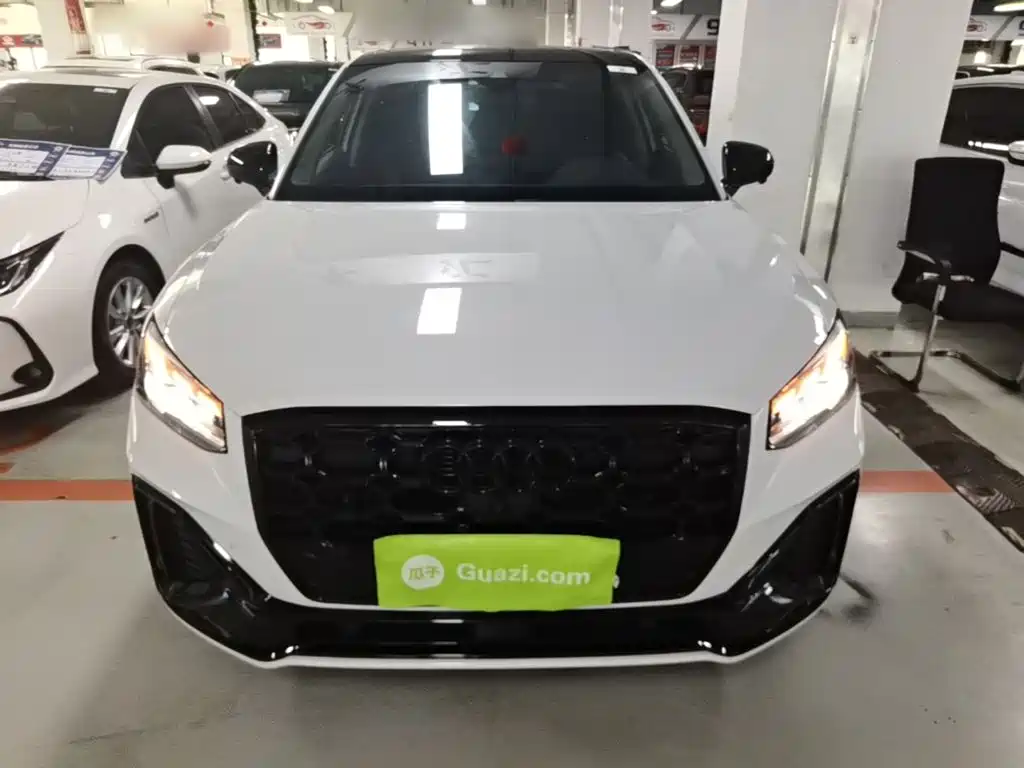 Audi Q2L 2024
