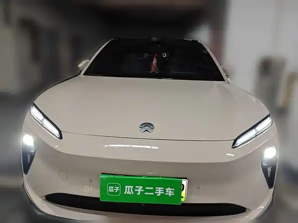 NIO ET5 2023