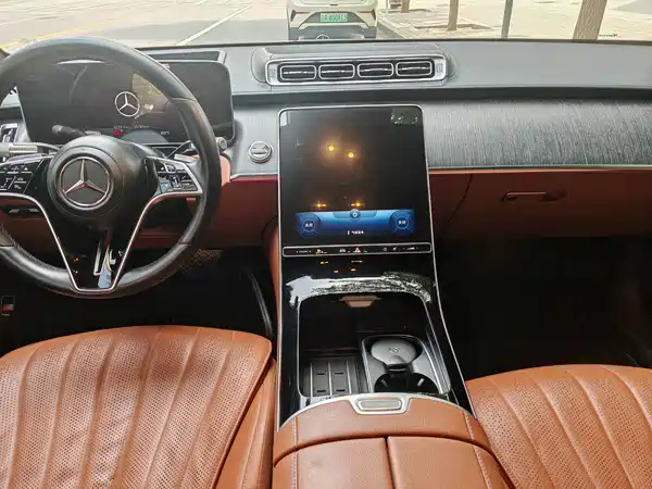 Mercedes-Benz S-Class 2021