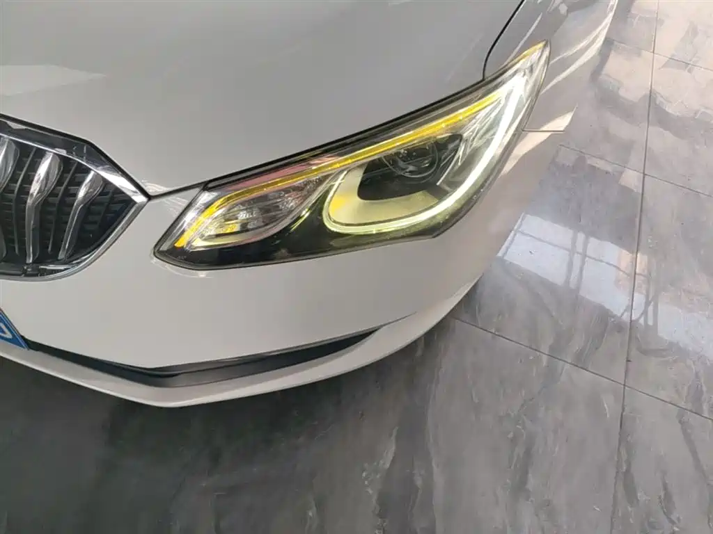 Buick Excelle 2016 — фото 23