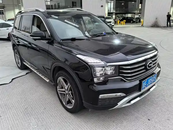 GAC Trumpchi GS8 2017