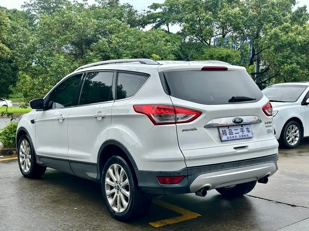Ford Kuga 2014 — фото 15