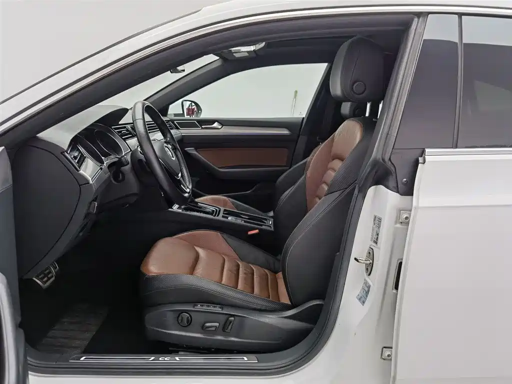 Volkswagen CC 2019 — фото 10