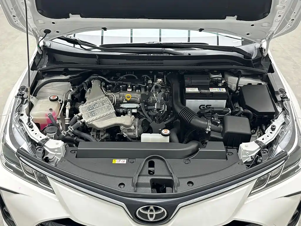 Toyota Corolla 2023 — фото 15